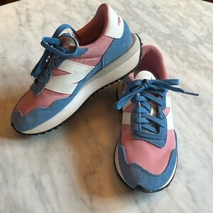 New Balance 237- US Size 7